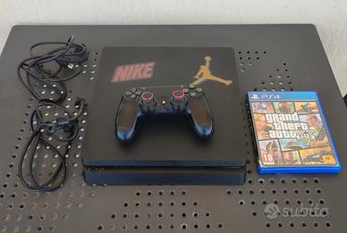 PlayStation 4 Slim 1Tb + Grand Theft Auto V