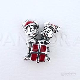 PANDORA Disney charm Mickey e Minnie con regalo