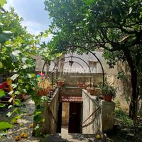 Soluzione semi-indipendente da ristrutturare con