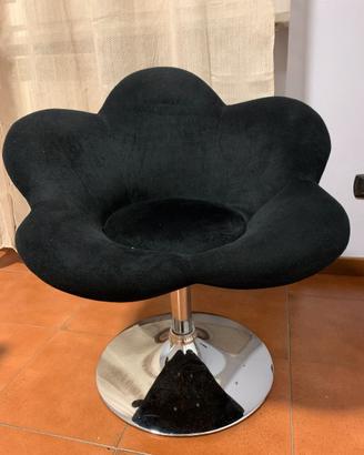 Poltroncina Fiore Nera in Velluto – Girevole
