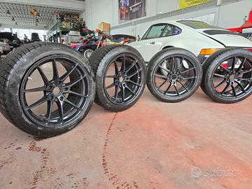 Cerchi porsche 718 19 pollici