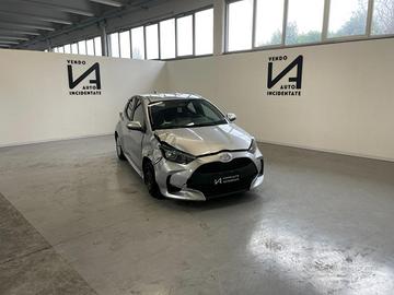 TOYOTA Yaris 1.5 HYBRID 5 PORTE ACTIVE