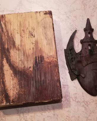 Maschera in legno etnica