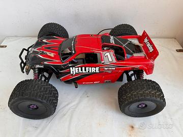 Macchina rc a scoppio scala 1:8