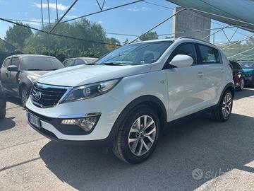 Kia Sportage 1.6 BENZINA Cool OK NEOPATENTATI