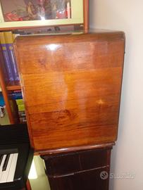 Magnadyne SV15C radio d'epoca