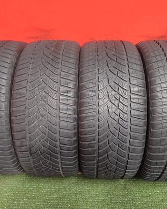 255 40 20 Gomme Invernali 90% GoodYear 255 40R20