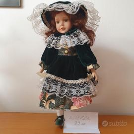 Bambola da collezione  in porcellana biscuit