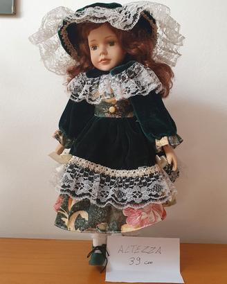 Bambola da collezione  in porcellana biscuit