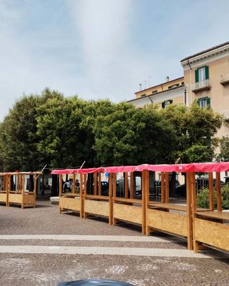 Banchetti da mercatino