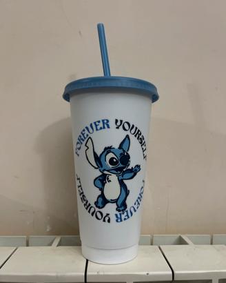 Bicchiere con cannuccia di Lilo e Stich