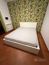 Letto matrimoniale contenitore