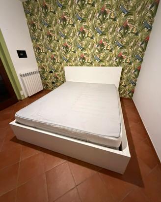 Letto matrimoniale contenitore