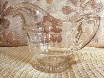 Caraffa in vetro molato stile Decò