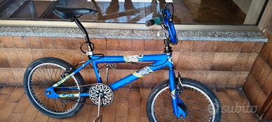 bicicletta bmx
