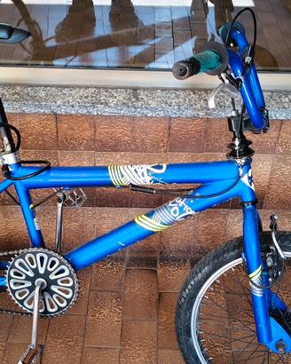 bicicletta bmx