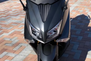 Cupolino sportivo per T-Max 530