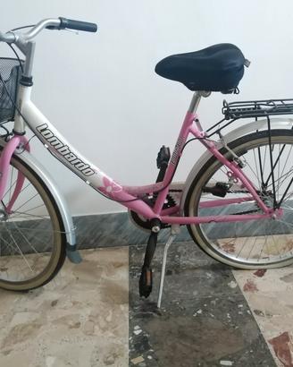 Bicicletta da donna LOMBARDO. 