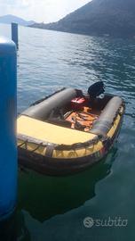 gommone con motore Mercury 20 cv