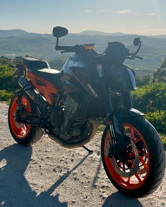 Duke 890 GP