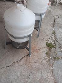 2 annaffiatoi nuovi per uccelli galline 