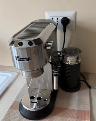 De longhi dedica macchina caffè