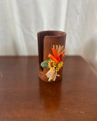 Portabicchieri e decorazione rustica