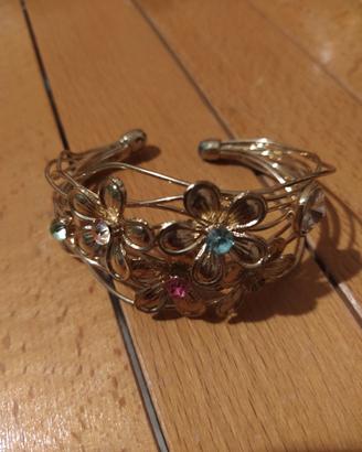 Bracciale con fiori