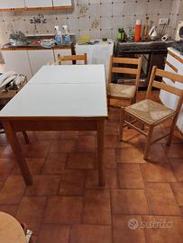 Tavolo Allungabile + sei sedie