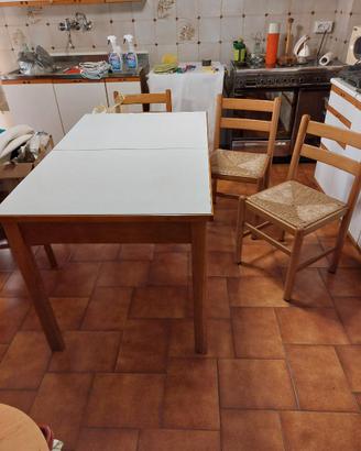 Tavolo Allungabile + sei sedie