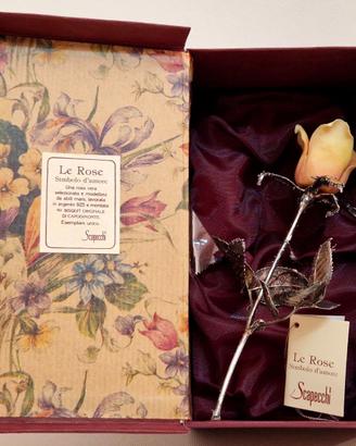 Rosa Scapecchi in porcellana Biscuit Capodimonte