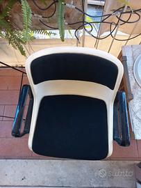 Sedia girevole Modus di Osvaldo Borsani, Tecno