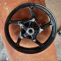 Cerchio anteriore R1300RT