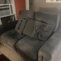 Coppia  di divani Poltronesofa grigio