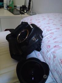 Canon eos 6D con battery grip e fish eye Samyang 8