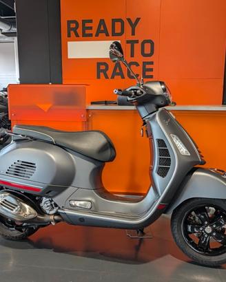 Vespa GTS 300 hpe Super Sport