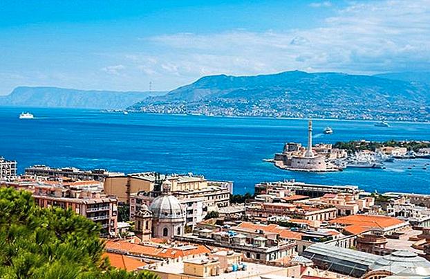 Camera doppia a studentesse a messina,luminosa in