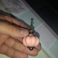 Pomello ceramica 3€ l'uno 6 disponibili