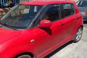Suzuki Swift III Hatchback