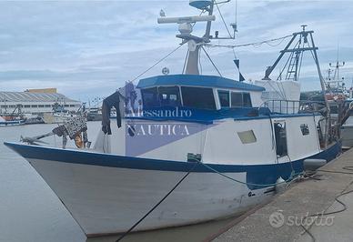 peschereccio motopeschereccio a strascico