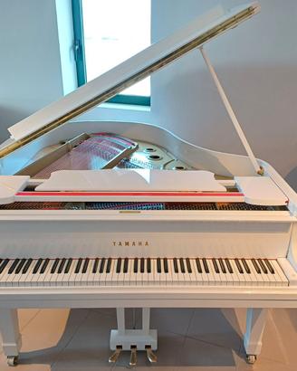 Pianoforte a coda YAMAHA G2 bianco