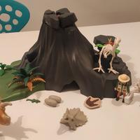 Vulcano con dinosauri 