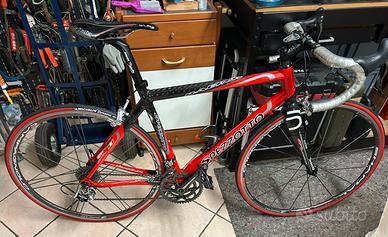 Bicicletta Spezzotto Racing tutta in carbonio