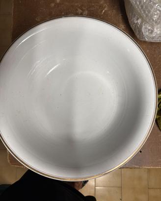 Bacinella in ceramica
