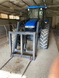 NEW HOLLAND TD95D ANNO ORE 314CON CARICAT.FRONT