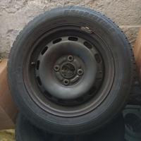 Pneumatici invernali Bridgestone 185/60 R14