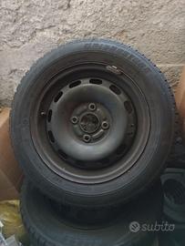 Pneumatici invernali Bridgestone 185/60 R14