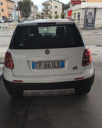 Fiat sedici 4x4 benzina GPL 1600 120cv