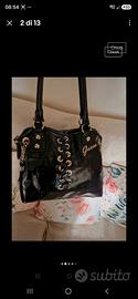 BORSA CAPIENTE GUESS