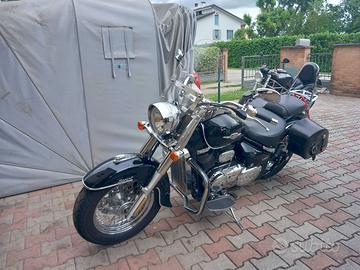 Suzuki Intruder 800 2011 perfetta accessoriata